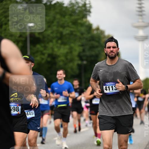 29.06.2025 - hella hamburg halbmarathon Dr. Thomas Lammeyer http://msf.ph/oto/8504482 29.06.2025 10:26:38 Kennedybrücke 1294, 1419, 1598, 2063, 2172, 2351, 2479, 3108, 3172, 3458, 3735, 3768, 3910, 3946, 3995, 4113, 4114, 4131, 4366, 4556, 4559, 4829, 4970, 5079, 6030, 6049, 6303, 6307, 6805, 6820, 6826, 6849, 6899, 6977, 7097, 7162, 7794, 7925, 8511, 8855, 8931, 9204, 9516, 9807, 10065, 10210, 10241, 10663, 10710, 10739, 10917, 10961, 11046 meine-sportfotos.de