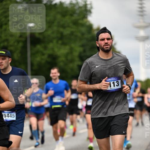 29.06.2025 - hella hamburg halbmarathon Dr. Thomas Lammeyer http://msf.ph/oto/8504501 29.06.2025 10:26:38 Kennedybrücke 1294, 1419, 1598, 2063, 2172, 2351, 2479, 3108, 3172, 3458, 3735, 3768, 3910, 3946, 3995, 4113, 4114, 4131, 4366, 4556, 4559, 4829, 4970, 5079, 6030, 6049, 6303, 6307, 6805, 6820, 6826, 6849, 6899, 6977, 7097, 7162, 7794, 7925, 8511, 8855, 8931, 9204, 9516, 9807, 10065, 10210, 10241, 10663, 10710, 10739, 10917, 10961, 11046 meine-sportfotos.de