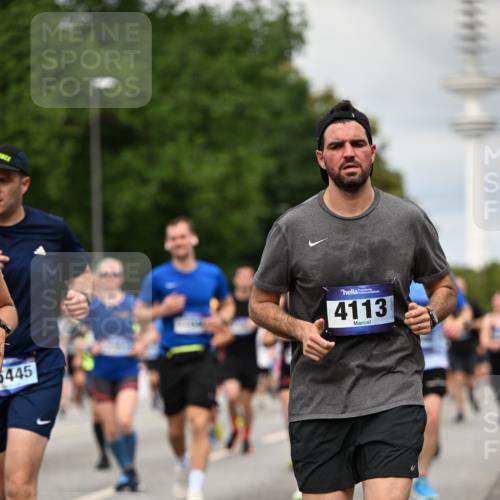 29.06.2025 - hella hamburg halbmarathon Dr. Thomas Lammeyer http://msf.ph/oto/8504507 29.06.2025 10:26:38 Kennedybrücke 1294, 1419, 1598, 2063, 2172, 2351, 2479, 3108, 3172, 3458, 3735, 3768, 3910, 3946, 3995, 4113, 4114, 4131, 4366, 4556, 4559, 4829, 4970, 5079, 6030, 6049, 6303, 6307, 6805, 6820, 6826, 6849, 6899, 6977, 7097, 7162, 7794, 7925, 8511, 8855, 8931, 9204, 9516, 9807, 10065, 10210, 10241, 10663, 10710, 10739, 10917, 10961, 11046 meine-sportfotos.de