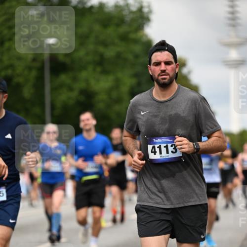 29.06.2025 - hella hamburg halbmarathon Dr. Thomas Lammeyer http://msf.ph/oto/8504511 29.06.2025 10:26:38 Kennedybrücke 1294, 1419, 1598, 2063, 2172, 2351, 2479, 3108, 3172, 3458, 3735, 3768, 3910, 3946, 3995, 4113, 4114, 4131, 4366, 4556, 4559, 4829, 4970, 5079, 6030, 6049, 6303, 6307, 6805, 6820, 6826, 6849, 6899, 6977, 7097, 7162, 7794, 7925, 8511, 8855, 8931, 9204, 9516, 9807, 10065, 10210, 10241, 10663, 10710, 10739, 10917, 10961, 11046 meine-sportfotos.de