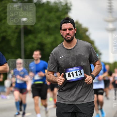 29.06.2025 - hella hamburg halbmarathon Dr. Thomas Lammeyer http://msf.ph/oto/8504521 29.06.2025 10:26:39 Kennedybrücke 1419, 1598, 2172, 2351, 2479, 3108, 3172, 3458, 3735, 3768, 3910, 3946, 3995, 4113, 4114, 4131, 4366, 4556, 4559, 4829, 4970, 5079, 6030, 6049, 6303, 6307, 6805, 6820, 6826, 6849, 6899, 6977, 7097, 7162, 7276, 7794, 7925, 8511, 8855, 8931, 9204, 9516, 9807, 10065, 10210, 10241, 10663, 10710, 10739, 10917, 10961, 11046 meine-sportfotos.de