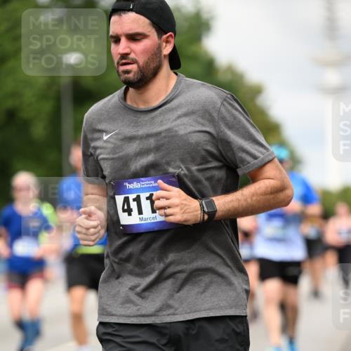 29.06.2025 - hella hamburg halbmarathon Dr. Thomas Lammeyer http://msf.ph/oto/8504531 29.06.2025 10:26:39 Kennedybrücke 1419, 1598, 2172, 2351, 2479, 3108, 3172, 3458, 3735, 3768, 3910, 3946, 3995, 4113, 4114, 4131, 4366, 4556, 4559, 4829, 4970, 5079, 6030, 6049, 6303, 6307, 6805, 6820, 6826, 6849, 6899, 6977, 7097, 7162, 7276, 7794, 7925, 8511, 8855, 8931, 9204, 9516, 9807, 10065, 10210, 10241, 10663, 10710, 10739, 10917, 10961, 11046 meine-sportfotos.de
