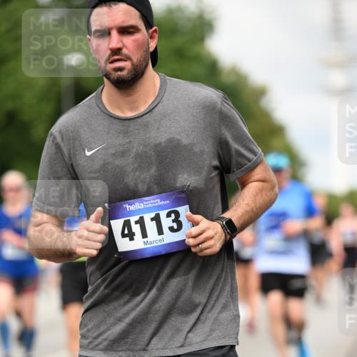 29.06.2025 - hella hamburg halbmarathon Dr. Thomas Lammeyer http://msf.ph/oto/8504534 29.06.2025 10:26:39 Kennedybrücke 1419, 1598, 2172, 2351, 2479, 3108, 3172, 3458, 3735, 3768, 3910, 3946, 3995, 4113, 4114, 4131, 4366, 4556, 4559, 4829, 4970, 5079, 6030, 6049, 6303, 6307, 6805, 6820, 6826, 6849, 6899, 6977, 7097, 7162, 7276, 7794, 7925, 8511, 8855, 8931, 9204, 9516, 9807, 10065, 10210, 10241, 10663, 10710, 10739, 10917, 10961, 11046 meine-sportfotos.de