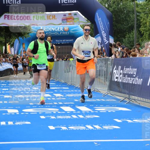 29.06.2025 - hella hamburg halbmarathon Strokosch-Dieckow http://msf.ph/oto/8504538 29.06.2025 10:41:51 Ziel 1169, 1763, 7092, 7363, 8694, 10415, 11765, 14346, 15521, 15935, 16507 meine-sportfotos.de