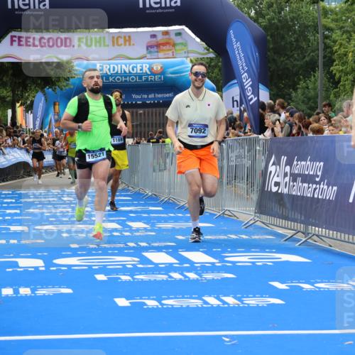 29.06.2025 - hella hamburg halbmarathon Strokosch-Dieckow http://msf.ph/oto/8504551 29.06.2025 10:41:51 Ziel 1169, 1763, 7092, 7363, 8694, 10415, 11765, 14346, 15521, 15935, 16507 meine-sportfotos.de