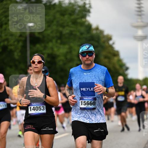 29.06.2025 - hella hamburg halbmarathon Dr. Thomas Lammeyer http://msf.ph/oto/8504563 29.06.2025 10:26:42 Kennedybrücke 1419, 1598, 2172, 2351, 2479, 2886, 3108, 3430, 3458, 3735, 3768, 3910, 3946, 3995, 4113, 4114, 4131, 4366, 4556, 4559, 4829, 4970, 5079, 6030, 6049, 6303, 6307, 6805, 6820, 6826, 6849, 6899, 6977, 7097, 7162, 7188, 7190, 7276, 7794, 7925, 8511, 8855, 8931, 9204, 9392, 9516, 10065, 10210, 10241, 10663, 10710, 10739, 10917, 10961, 11046 meine-sportfotos.de