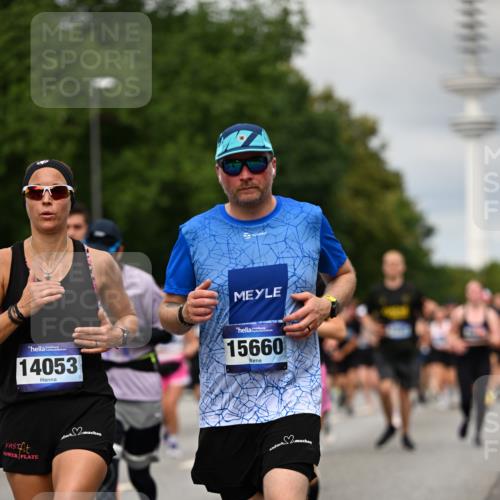 29.06.2025 - hella hamburg halbmarathon Dr. Thomas Lammeyer http://msf.ph/oto/8504581 29.06.2025 10:26:42 Kennedybrücke 1419, 1598, 2172, 2351, 2479, 2886, 3108, 3430, 3458, 3735, 3768, 3910, 3946, 3995, 4113, 4114, 4131, 4366, 4556, 4559, 4829, 4970, 5079, 6030, 6049, 6303, 6307, 6805, 6820, 6826, 6849, 6899, 6977, 7097, 7162, 7188, 7190, 7276, 7794, 7925, 8511, 8855, 8931, 9204, 9392, 9516, 10065, 10210, 10241, 10663, 10710, 10739, 10917, 10961, 11046 meine-sportfotos.de