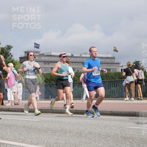 29.06.2025 - hella hamburg halbmarathon Luisa Fischer http://msf.ph/oto/8504792 29.06.2025 10:16:32 Kennedybrücke 12929, 6207, 1190, 2359, 1194, 1939, 2055, 2359, 2721, 2904, 6207, 7460, 9612 meine-sportfotos.de
