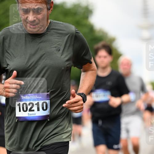 29.06.2025 - hella hamburg halbmarathon Dr. Thomas Lammeyer http://msf.ph/oto/8504967 29.06.2025 10:26:55 Kennedybrücke 2479, 2744, 2886, 3430, 3600, 3601, 3995, 4131, 4190, 4266, 4366, 4559, 4969, 4970, 6048, 6049, 6307, 6747, 6820, 6826, 6881, 6899, 7188, 7190, 7276, 7891, 7925, 8511, 8855, 8931, 9256, 9392, 10065, 10210, 10432, 10573, 10739, 10917 meine-sportfotos.de