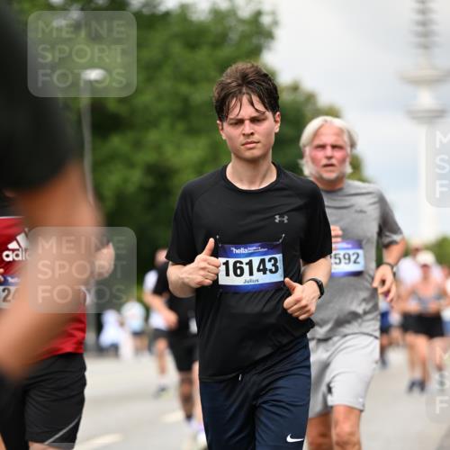29.06.2025 - hella hamburg halbmarathon Dr. Thomas Lammeyer http://msf.ph/oto/8504974 29.06.2025 10:26:55 Kennedybrücke 2479, 2744, 2886, 3430, 3600, 3601, 3995, 4131, 4190, 4266, 4366, 4559, 4969, 4970, 6048, 6049, 6307, 6747, 6820, 6826, 6881, 6899, 7188, 7190, 7276, 7891, 7925, 8511, 8855, 8931, 9256, 9392, 10065, 10210, 10432, 10573, 10739, 10917 meine-sportfotos.de