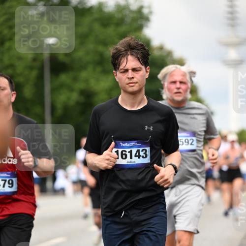 29.06.2025 - hella hamburg halbmarathon Dr. Thomas Lammeyer http://msf.ph/oto/8504978 29.06.2025 10:26:56 Kennedybrücke 2479, 2514, 2744, 2886, 3430, 3600, 3601, 3769, 3995, 4131, 4190, 4266, 4366, 4559, 4969, 4970, 5838, 6048, 6049, 6747, 6820, 6826, 6881, 6899, 7188, 7190, 7276, 7891, 7925, 8855, 8931, 9256, 9392, 10065, 10210, 10432, 10573, 10739, 10917 meine-sportfotos.de