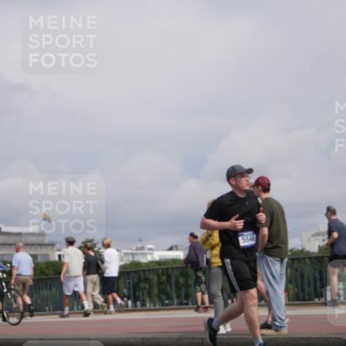 29.06.2025 - hella hamburg halbmarathon Luisa Fischer http://msf.ph/oto/8505038 29.06.2025 10:17:15 Kennedybrücke 5546, 1406, 2990, 3154, 3728, 3756, 3939, 5546, 5670, 6028, 6083, 7209, 7802, 7840, 7991, 8147, 8409, 10610 meine-sportfotos.de