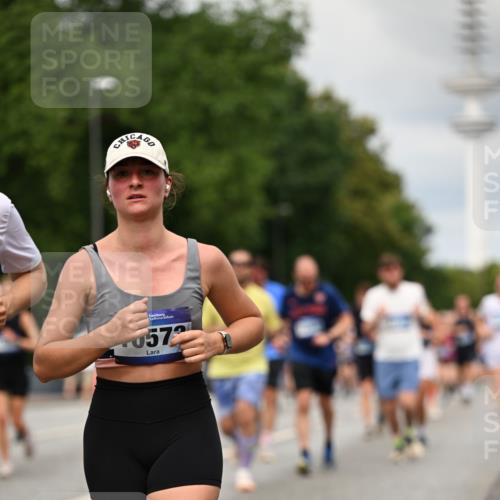 29.06.2025 - hella hamburg halbmarathon Dr. Thomas Lammeyer http://msf.ph/oto/8505159 29.06.2025 10:27:02 Kennedybrücke 2022, 2479, 2514, 2744, 2886, 3003, 3430, 3600, 3601, 3769, 4190, 4266, 4366, 4969, 4970, 5629, 5838, 6048, 6049, 6747, 6784, 6785, 6826, 6881, 7188, 7190, 7276, 7891, 7925, 8355, 8715, 8931, 9256, 9392, 10065, 10210, 10432, 10573, 10917 meine-sportfotos.de