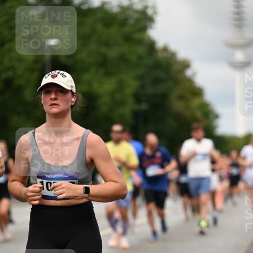 29.06.2025 - hella hamburg halbmarathon Dr. Thomas Lammeyer http://msf.ph/oto/8505164 29.06.2025 10:27:02 Kennedybrücke 2022, 2479, 2514, 2744, 2886, 3003, 3430, 3600, 3601, 3769, 4190, 4266, 4366, 4969, 4970, 5629, 5838, 6048, 6049, 6747, 6784, 6785, 6826, 6881, 7188, 7190, 7276, 7891, 7925, 8355, 8715, 8931, 9256, 9392, 10065, 10210, 10432, 10573, 10917 meine-sportfotos.de