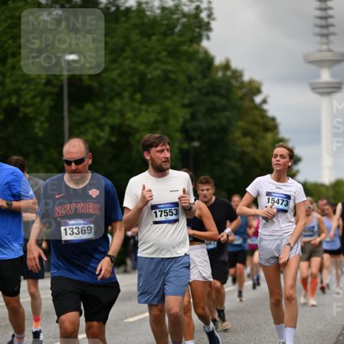 29.06.2025 - hella hamburg halbmarathon Dr. Thomas Lammeyer http://msf.ph/oto/8505249 29.06.2025 10:27:06 Kennedybrücke 2022, 2294, 2479, 2514, 2744, 2886, 3003, 3430, 3600, 3601, 3769, 4190, 4266, 4969, 5223, 5629, 5798, 5838, 6048, 6747, 6784, 6785, 6826, 6881, 7188, 7190, 7266, 7276, 7891, 7919, 8355, 8715, 9256, 9392, 10088, 10210, 10432, 10573, 10917 meine-sportfotos.de