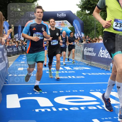 29.06.2025 - hella hamburg halbmarathon Strokosch-Dieckow http://msf.ph/oto/8505322 29.06.2025 10:51:23 Ziel 1335, 1817, 2364, 2411, 2636, 2718, 2946, 4814, 5820, 6657, 6776, 7943, 8316, 8989, 9214, 9656, 10480, 10667, 11124, 11422, 12016, 13047, 13403, 13792, 14865, 14994, 15871, 15950, 16357, 17131, 18019, 18489 meine-sportfotos.de