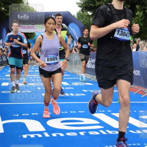 29.06.2025 - hella hamburg halbmarathon Strokosch-Dieckow http://msf.ph/oto/8505394 29.06.2025 10:51:22 Ziel 1461, 1817, 2364, 2411, 2636, 2718, 2946, 4814, 5820, 6657, 6776, 7943, 8316, 8930, 8989, 9214, 9476, 9656, 10480, 10667, 11124, 11422, 12016, 13047, 13403, 13792, 14865, 14994, 15871, 15950, 16357, 17131, 18019, 18489 meine-sportfotos.de