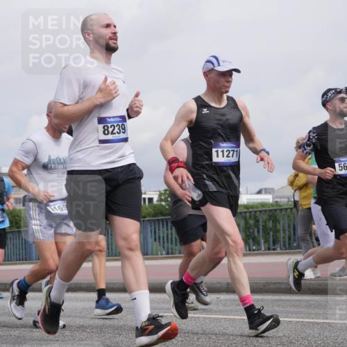 29.06.2025 - hella hamburg halbmarathon Luisa Fischer http://msf.ph/oto/8505423 29.06.2025 10:17:59 Kennedybrücke 8256, 1159, 2, 8239, 11271, 5608, 1296, 1379, 1524, 1575, 1745, 2281, 3507, 3509, 3650, 4495, 4641, 5608, 5800, 5981, 6317, 6710, 7439, 8239, 8256, 9911, 9975, 10589, 10717, 10858 meine-sportfotos.de