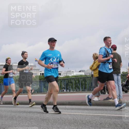 29.06.2025 - hella hamburg halbmarathon Luisa Fischer http://msf.ph/oto/8505442 29.06.2025 10:18:01 Kennedybrücke 4495, 1641, 379, 82, 1296, 1379, 1524, 1575, 1745, 2281, 3507, 3509, 3513, 3650, 4495, 5608, 5800, 5981, 6317, 6710, 7439, 8239, 8256, 8609, 9911, 9975, 10858 meine-sportfotos.de