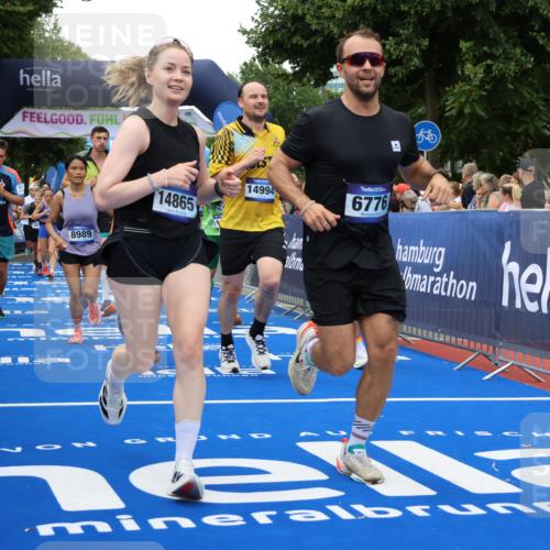 29.06.2025 - hella hamburg halbmarathon Strokosch-Dieckow http://msf.ph/oto/8505516 29.06.2025 10:51:21 Ziel 1461, 1817, 2364, 2411, 2636, 2718, 2946, 4814, 5820, 6657, 6776, 7943, 8316, 8930, 8989, 9214, 9476, 9656, 10480, 10667, 11124, 11422, 11512, 12016, 13047, 13792, 14865, 14994, 15871, 15950, 16357, 17131, 18019, 18489 meine-sportfotos.de