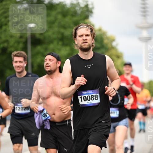 29.06.2025 - hella hamburg halbmarathon Dr. Thomas Lammeyer http://msf.ph/oto/8505667 29.06.2025 10:27:20 Kennedybrücke 1029, 1187, 1362, 1372, 1853, 2022, 2294, 2514, 3003, 3029, 3601, 3769, 4728, 4793, 4969, 5223, 5629, 5798, 5838, 6578, 6747, 6784, 6785, 7266, 7891, 7919, 8355, 8715, 9133, 9256, 9301, 9512, 9913, 10088 meine-sportfotos.de