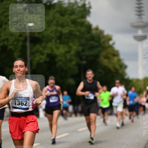 29.06.2025 - hella hamburg halbmarathon Dr. Thomas Lammeyer http://msf.ph/oto/8506117 29.06.2025 10:27:35 Kennedybrücke 1029, 1187, 1362, 1372, 1382, 1853, 2925, 3013, 3029, 4728, 4793, 5223, 5343, 6578, 7266, 7919, 8687, 8688, 9133, 9301, 9512, 9913 meine-sportfotos.de