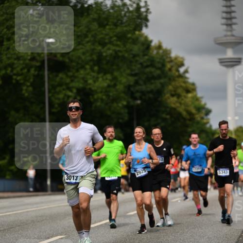29.06.2025 - hella hamburg halbmarathon Dr. Thomas Lammeyer http://msf.ph/oto/8506238 29.06.2025 10:27:39 Kennedybrücke 1029, 1187, 1362, 1382, 1853, 2925, 3013, 3029, 4728, 4793, 5343, 8687, 8688, 9133, 9301, 9512, 9877, 9913 meine-sportfotos.de