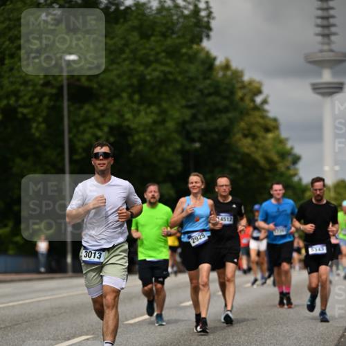 29.06.2025 - hella hamburg halbmarathon Dr. Thomas Lammeyer http://msf.ph/oto/8506244 29.06.2025 10:27:39 Kennedybrücke 1029, 1187, 1362, 1382, 1853, 2925, 3013, 3029, 4728, 4793, 5343, 8687, 8688, 9133, 9301, 9512, 9877, 9913 meine-sportfotos.de