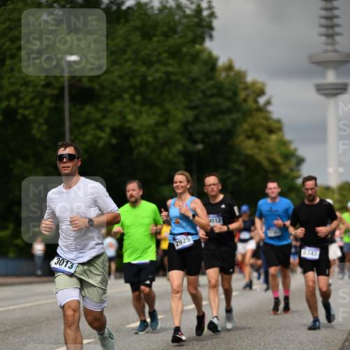 29.06.2025 - hella hamburg halbmarathon Dr. Thomas Lammeyer http://msf.ph/oto/8506263 29.06.2025 10:27:40 Kennedybrücke 1003, 1029, 1187, 1362, 1382, 2925, 3013, 3029, 4728, 4793, 5343, 8687, 8688, 9133, 9301, 9512, 9877, 9913 meine-sportfotos.de