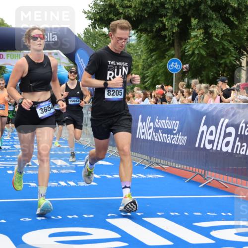 29.06.2025 - hella hamburg halbmarathon Strokosch-Dieckow http://msf.ph/oto/8506445 29.06.2025 10:50:54 Ziel 1466, 1630, 2207, 3654, 3947, 4839, 5018, 7052, 7369, 8117, 8205, 8572, 10215, 10750, 11551, 12778, 13008, 13687, 14125, 15362, 15395, 15643, 16285, 17221, 18182, 18350 meine-sportfotos.de