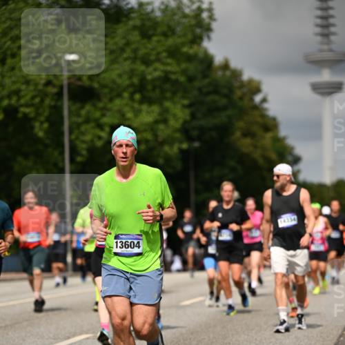 29.06.2025 - hella hamburg halbmarathon Dr. Thomas Lammeyer http://msf.ph/oto/8506556 29.06.2025 10:27:52 Kennedybrücke 1003, 1048, 1382, 2125, 2925, 3013, 3285, 3457, 4464, 4684, 5343, 5406, 6502, 7021, 7029, 7820, 8181, 8687, 8716, 9877, 10649 meine-sportfotos.de