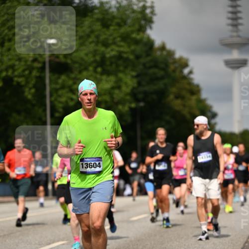 29.06.2025 - hella hamburg halbmarathon Dr. Thomas Lammeyer http://msf.ph/oto/8506560 29.06.2025 10:27:52 Kennedybrücke 1003, 1048, 1382, 2125, 2925, 3013, 3285, 3457, 4464, 4684, 5343, 5406, 6502, 7021, 7029, 7820, 8181, 8687, 8716, 9877, 10649 meine-sportfotos.de