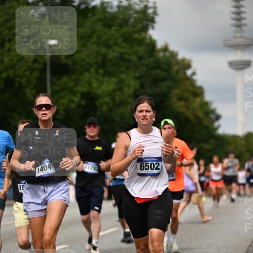 29.06.2025 - hella hamburg halbmarathon Dr. Thomas Lammeyer http://msf.ph/oto/8506982 29.06.2025 10:28:08 Kennedybrücke 1003, 1048, 1444, 2108, 2125, 2489, 3034, 3185, 3285, 3457, 4391, 4464, 4597, 4684, 5406, 6502, 7013, 7021, 7029, 7820, 8031, 8149, 8181, 8716, 9217, 9715, 10649 meine-sportfotos.de