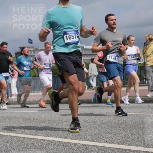 29.06.2025 - hella hamburg halbmarathon Luisa Fischer http://msf.ph/oto/8506987 29.06.2025 10:20:49 Kennedybrücke 16447, 17269, 1203, 16576, 17761, 1749, 1015, 1274, 1458, 1622, 1749, 2094, 2931, 3138, 3292, 4218, 7258, 8607, 10509, 10677 meine-sportfotos.de