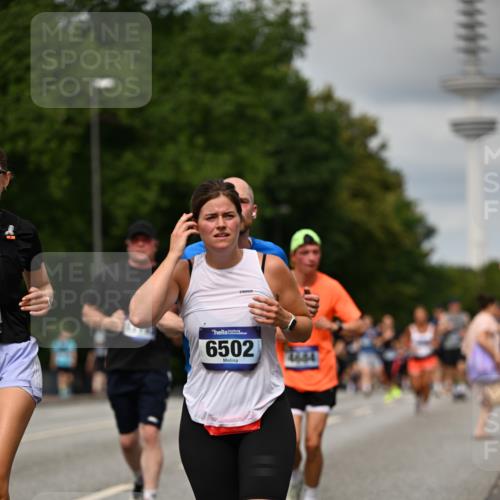 29.06.2025 - hella hamburg halbmarathon Dr. Thomas Lammeyer http://msf.ph/oto/8507004 29.06.2025 10:28:08 Kennedybrücke 1003, 1048, 1444, 2108, 2125, 2489, 3034, 3185, 3285, 3457, 4391, 4464, 4597, 4684, 5406, 6502, 7013, 7021, 7029, 7820, 8031, 8149, 8181, 8716, 9217, 9715, 10649 meine-sportfotos.de