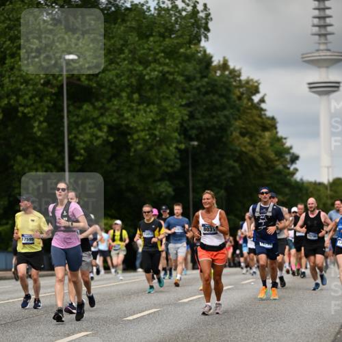 29.06.2025 - hella hamburg halbmarathon Dr. Thomas Lammeyer http://msf.ph/oto/8507114 29.06.2025 10:28:14 Kennedybrücke 1005, 1009, 1304, 1444, 2108, 2489, 2766, 3034, 3185, 3285, 4122, 4391, 4464, 4597, 4684, 5406, 5661, 6502, 7013, 7021, 7029, 8031, 8149, 8676, 9217, 9715, 10649, 11300 meine-sportfotos.de
