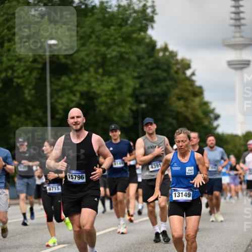 29.06.2025 - hella hamburg halbmarathon Dr. Thomas Lammeyer http://msf.ph/oto/8507212 29.06.2025 10:28:20 Kennedybrücke 1005, 1009, 1304, 1444, 2108, 2489, 2766, 3034, 3185, 3285, 3579, 4122, 4391, 4597, 4684, 4993, 5055, 5160, 5406, 5661, 6502, 7013, 8031, 8149, 8297, 8676, 8717, 9217, 9603, 9715, 11300, 11415 meine-sportfotos.de