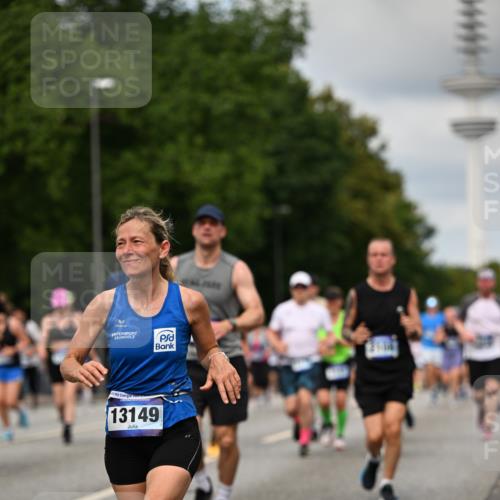 29.06.2025 - hella hamburg halbmarathon Dr. Thomas Lammeyer http://msf.ph/oto/8507242 29.06.2025 10:28:22 Kennedybrücke 1005, 1009, 1304, 1444, 1545, 2108, 2489, 2766, 3034, 3185, 3285, 3579, 4122, 4391, 4597, 4684, 4993, 5055, 5160, 5661, 7013, 8031, 8149, 8297, 8676, 8717, 9217, 9603, 9715, 11300, 11415 meine-sportfotos.de
