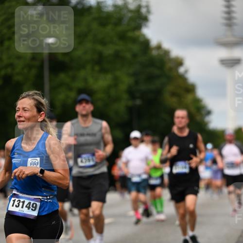 29.06.2025 - hella hamburg halbmarathon Dr. Thomas Lammeyer http://msf.ph/oto/8507251 29.06.2025 10:28:22 Kennedybrücke 1005, 1009, 1304, 1444, 1545, 2108, 2489, 2766, 3034, 3185, 3285, 3579, 4122, 4391, 4597, 4684, 4993, 5055, 5160, 5661, 7013, 8031, 8149, 8297, 8676, 8717, 9217, 9603, 9715, 11300, 11415 meine-sportfotos.de