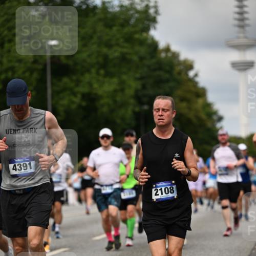 29.06.2025 - hella hamburg halbmarathon Dr. Thomas Lammeyer http://msf.ph/oto/8507275 29.06.2025 10:28:24 Kennedybrücke 1005, 1009, 1304, 1444, 1545, 2108, 2489, 2766, 3034, 3185, 3579, 4122, 4391, 4597, 4993, 5055, 5160, 5661, 7013, 8031, 8141, 8149, 8297, 8676, 8717, 9217, 9603, 9715, 11300, 11415 meine-sportfotos.de