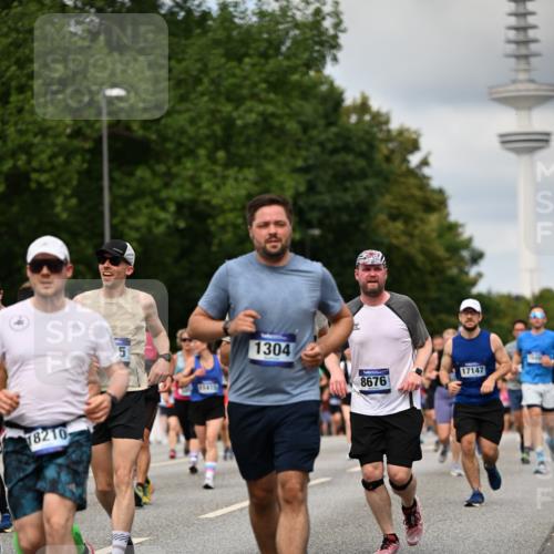 29.06.2025 - hella hamburg halbmarathon Dr. Thomas Lammeyer http://msf.ph/oto/8507309 29.06.2025 10:28:26 Kennedybrücke 1005, 1009, 1304, 1444, 1545, 2108, 2489, 2766, 3185, 3579, 4122, 4391, 4597, 4993, 5055, 5160, 5258, 5661, 7013, 8031, 8141, 8149, 8297, 8676, 8717, 9603, 9715, 11300, 11415 meine-sportfotos.de