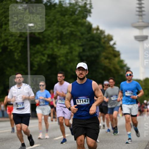29.06.2025 - hella hamburg halbmarathon Dr. Thomas Lammeyer http://msf.ph/oto/8507386 29.06.2025 10:28:31 Kennedybrücke 1005, 1009, 1304, 1444, 1545, 2108, 2489, 2766, 3185, 3579, 4122, 4391, 4597, 4646, 4993, 5055, 5160, 5258, 5260, 5661, 7013, 8031, 8141, 8149, 8297, 8676, 8717, 9603, 9715, 11300, 11415 meine-sportfotos.de