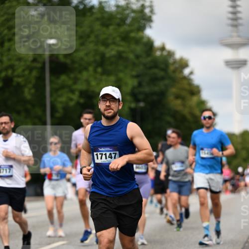 29.06.2025 - hella hamburg halbmarathon Dr. Thomas Lammeyer http://msf.ph/oto/8507393 29.06.2025 10:28:31 Kennedybrücke 1005, 1009, 1304, 1444, 1545, 2108, 2489, 2766, 3185, 3579, 4122, 4391, 4597, 4646, 4993, 5055, 5160, 5258, 5260, 5661, 7013, 8031, 8141, 8149, 8297, 8676, 8717, 9603, 9715, 11300, 11415 meine-sportfotos.de