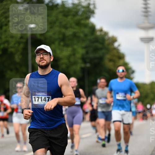 29.06.2025 - hella hamburg halbmarathon Dr. Thomas Lammeyer http://msf.ph/oto/8507405 29.06.2025 10:28:32 Kennedybrücke 1005, 1009, 1304, 1444, 1545, 2108, 2489, 2766, 3185, 3579, 4122, 4391, 4597, 4646, 4993, 5055, 5160, 5258, 5260, 5661, 5954, 7013, 8031, 8141, 8149, 8297, 8676, 8717, 8918, 8920, 9603, 9715, 11300, 11415 meine-sportfotos.de