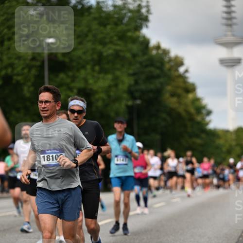29.06.2025 - hella hamburg halbmarathon Dr. Thomas Lammeyer http://msf.ph/oto/8507469 29.06.2025 10:28:36 Kennedybrücke 1005, 1009, 1304, 1545, 2108, 2766, 3185, 3579, 4122, 4162, 4391, 4597, 4646, 4993, 5039, 5055, 5160, 5258, 5260, 5661, 5954, 7013, 7426, 8141, 8149, 8187, 8297, 8676, 8717, 8918, 8920, 9603, 9715, 11300, 11415 meine-sportfotos.de