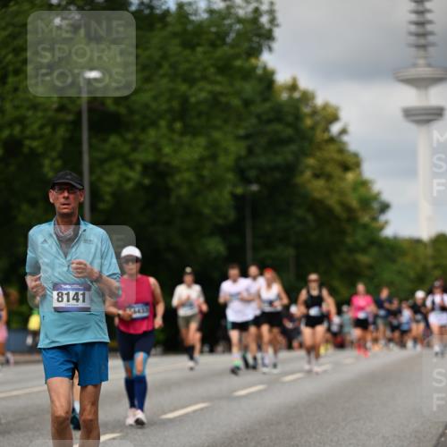 29.06.2025 - hella hamburg halbmarathon Dr. Thomas Lammeyer http://msf.ph/oto/8507528 29.06.2025 10:28:39 Kennedybrücke 1005, 1009, 1304, 1545, 2766, 3579, 4122, 4162, 4646, 4993, 5039, 5055, 5160, 5258, 5260, 5661, 5954, 7426, 7920, 8141, 8187, 8297, 8676, 8717, 8918, 8920, 9603, 11300, 11415 meine-sportfotos.de