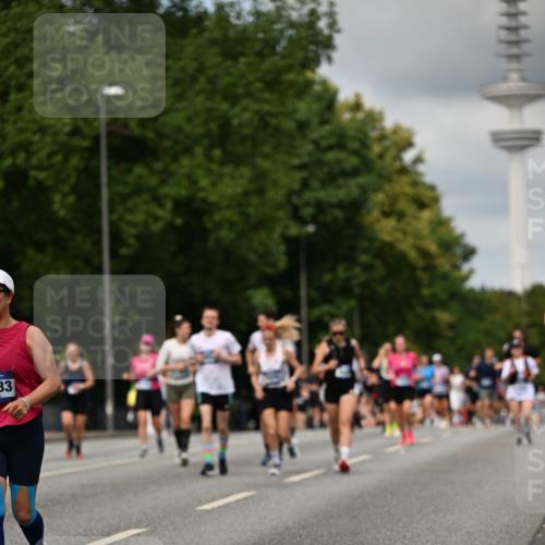 29.06.2025 - hella hamburg halbmarathon Dr. Thomas Lammeyer http://msf.ph/oto/8507584 29.06.2025 10:28:42 Kennedybrücke 1545, 2766, 3579, 4162, 4646, 4993, 5039, 5055, 5160, 5258, 5260, 5954, 7426, 7920, 8141, 8187, 8297, 8676, 8717, 8918, 8920, 9603, 11300, 11415 meine-sportfotos.de