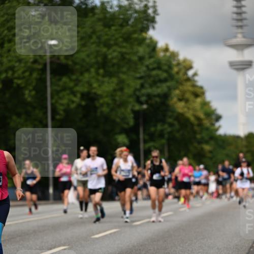 29.06.2025 - hella hamburg halbmarathon Dr. Thomas Lammeyer http://msf.ph/oto/8507591 29.06.2025 10:28:42 Kennedybrücke 1545, 2766, 3579, 4162, 4646, 4993, 5039, 5055, 5160, 5258, 5260, 5954, 7426, 7920, 8141, 8187, 8297, 8676, 8717, 8918, 8920, 9603, 11300, 11415 meine-sportfotos.de