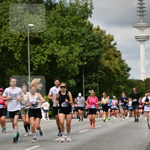 29.06.2025 - hella hamburg halbmarathon Dr. Thomas Lammeyer http://msf.ph/oto/8507651 29.06.2025 10:28:45 Kennedybrücke 1389, 1545, 3579, 4162, 4646, 4993, 5039, 5055, 5160, 5258, 5260, 5954, 7426, 7920, 8141, 8187, 8297, 8717, 8918, 8920, 9603, 11415 meine-sportfotos.de