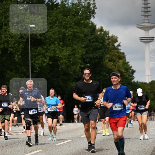 29.06.2025 - hella hamburg halbmarathon Dr. Thomas Lammeyer http://msf.ph/oto/8507815 29.06.2025 10:28:56 Kennedybrücke 1389, 1395, 2477, 2944, 3421, 4162, 4646, 4719, 5039, 5258, 5260, 5358, 5954, 6524, 6526, 7426, 7528, 7920, 7975, 8167, 8187, 8502, 8918, 8920, 9063, 10907, 11044, 11347 meine-sportfotos.de